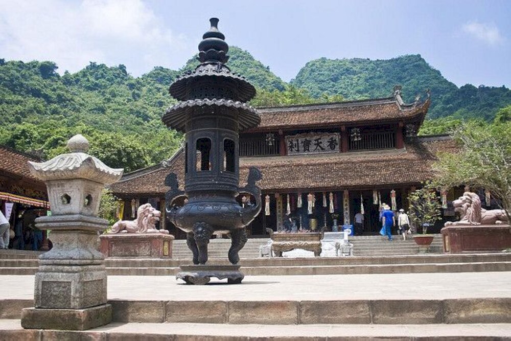 Visitors to Thien Tru Pagoda can experience a blend of natural beauty and spiritual tranquility
